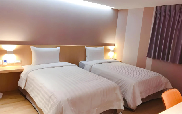 Ta Lee Hotel