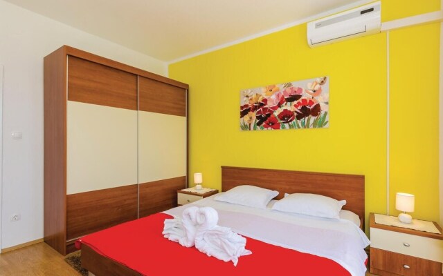 Beautiful Home in Zaton Mali With Wifi and 3 Bedrooms