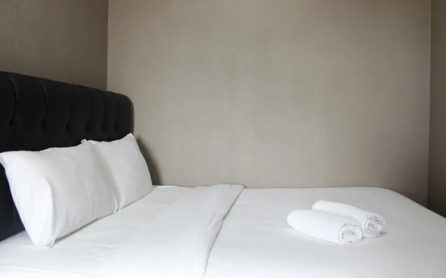 Strategic 2Br Parahyangan Residence Apartment