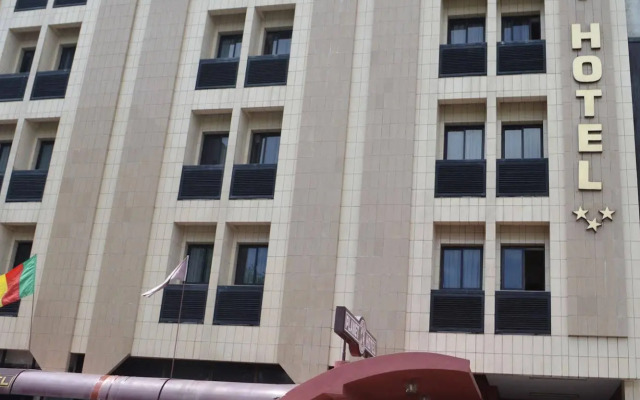 Planet Hotel