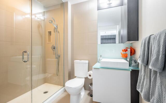Design 1 Bedroom Downtown Apartment