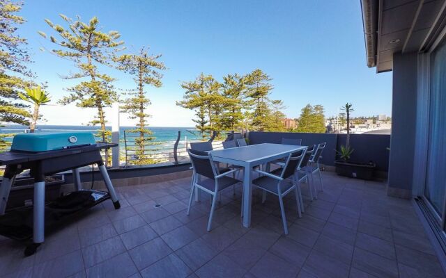 Manly Stay LUX Apartments