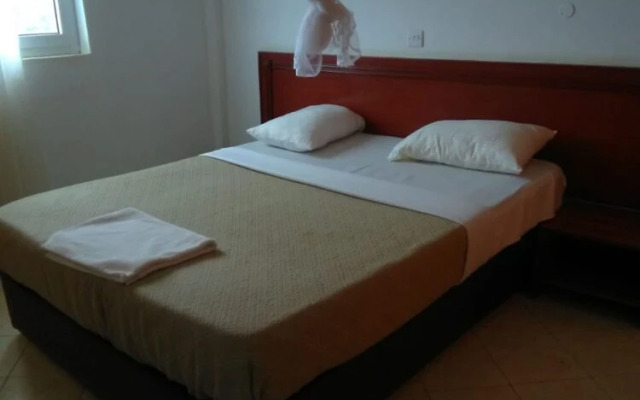 Zebra Resort And Spa