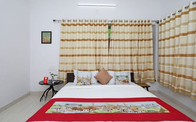 OYO 10298 Home near Sukhadia Circle