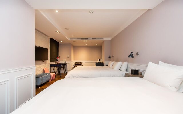 Fn Hotel