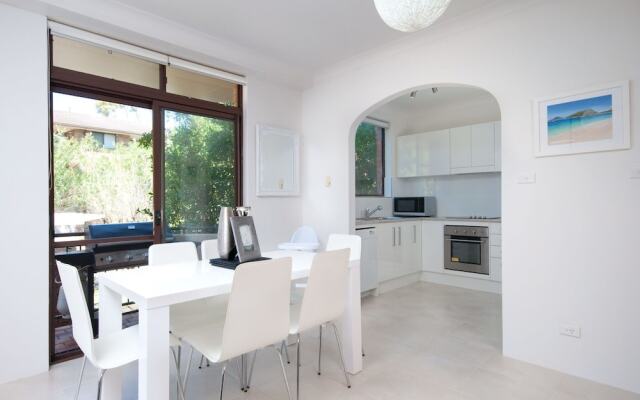 Kurranulla, Unit 1/15 Weatherly Close