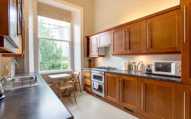 Doune Terrace Apartment: Edinburgh New Town Prime Location