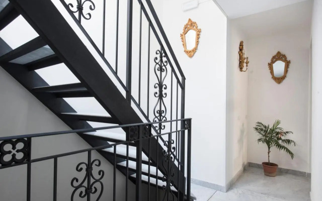 Conte Federico Apartments