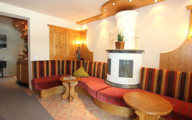 Delightful Apartment in Oetz With Balcony