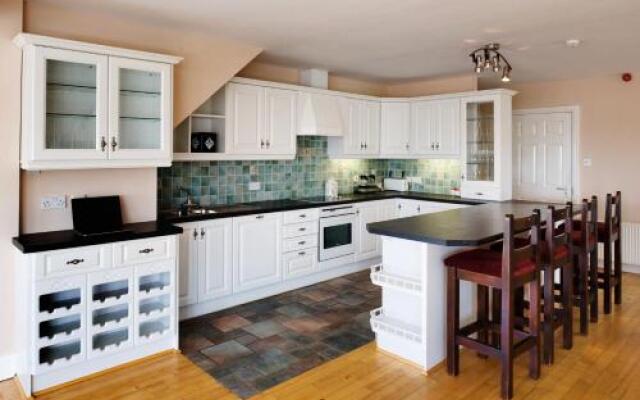 Lehinch Lodge - Guest House