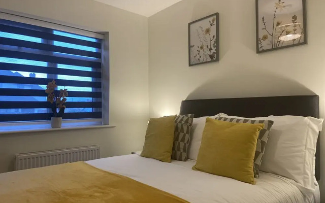 Gladstone Apartments by Bluebell Rooms