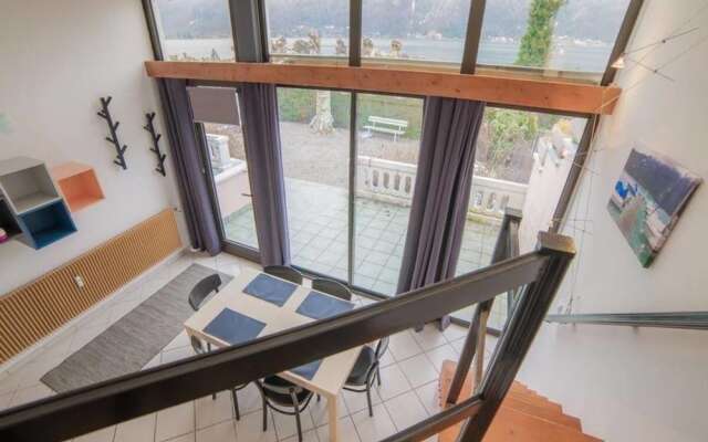 Ponton Private Apartment Near Lake