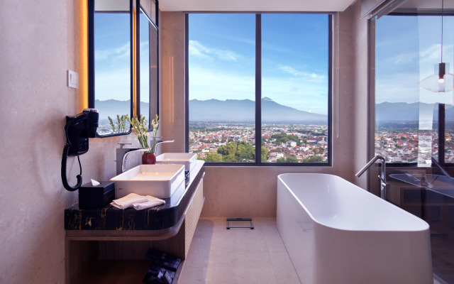 Grand Mercure Malang Mirama