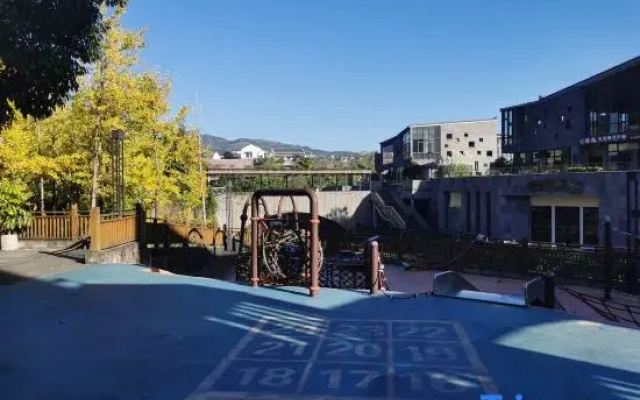 Tengchong Mayu Valley Time Hot Spring Bed and Breakfast