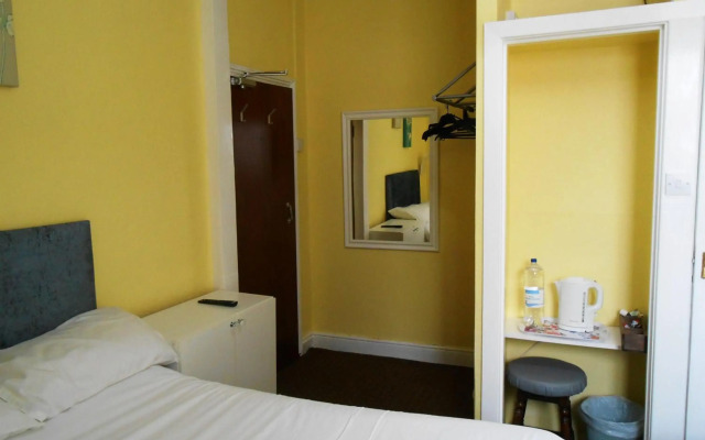 Shore Stay Guest House