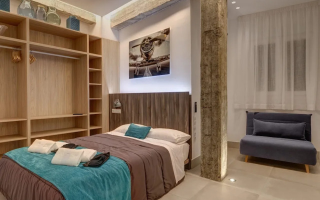 Luxury Apartments In Málaga by Seric