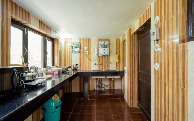 OYO 14132 Home Elegant 1BHK Kempty Road