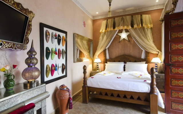 Riad Hikaya