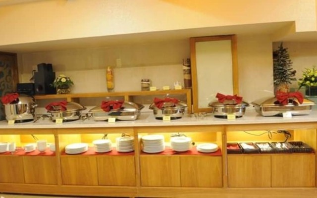 Mayflower Saigon Hotel