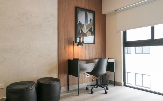 w Captivating 1BR in Miraflores