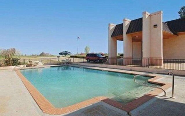 Econo Lodge Marshall