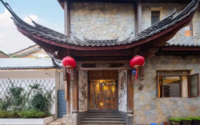 Ruyuan Mansion · Lijiang Naxi Style Garden