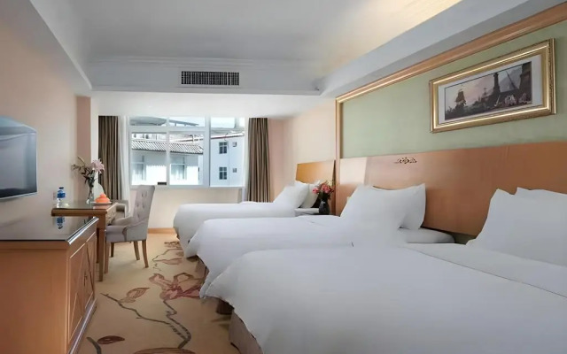 Vienna International Hotel