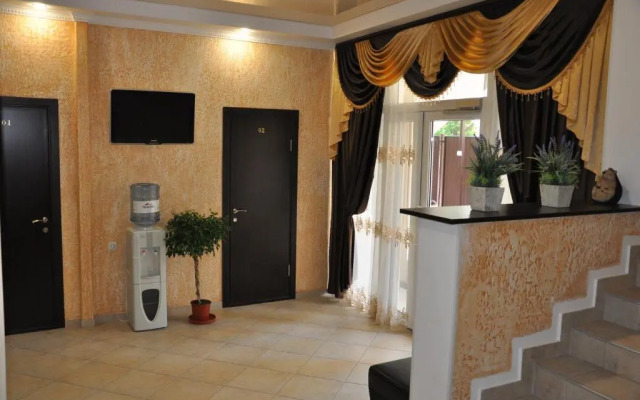 Lilia Guest House
