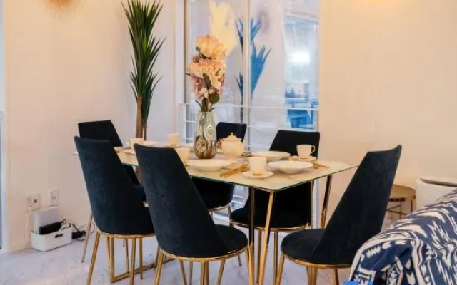 Meguro Sta 2 min , Shirokanedai Sta 2 min ,Family & Group Friendly,Switch,Wi-Fi – Guest Rooms – Tokyo