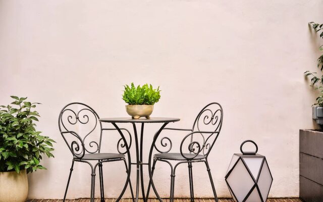 The Mayfair Townhouse – an Iconic Luxury Hotel