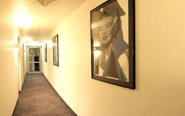 Alfa Hotel