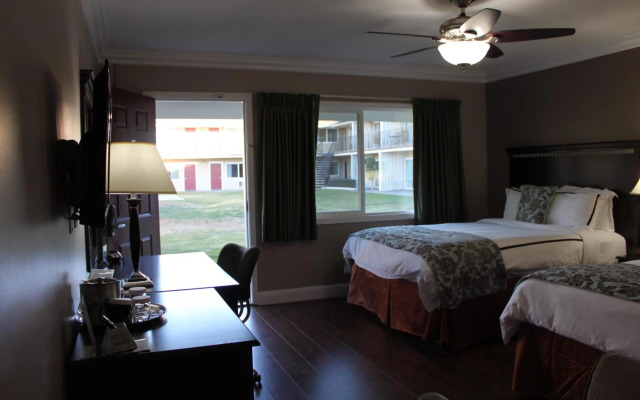 Travelodge by Wyndham Santa Maria