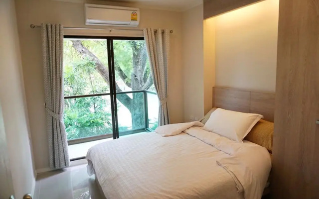 Lumpini Park Beach Cha-Am Seaview A01-207