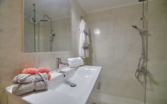 Unique apartment in Glyfada center