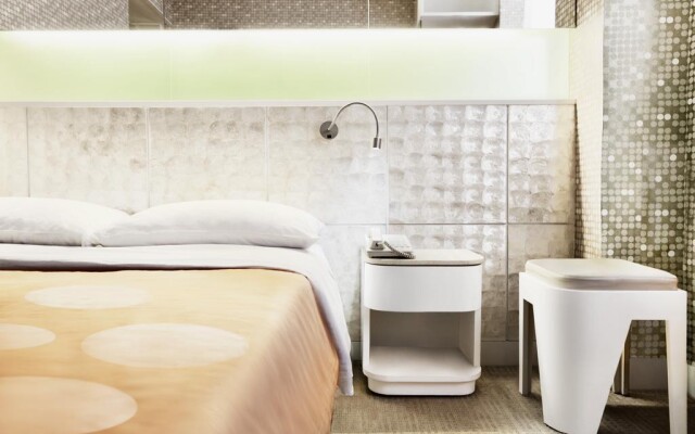 Silka Seaview Hotel