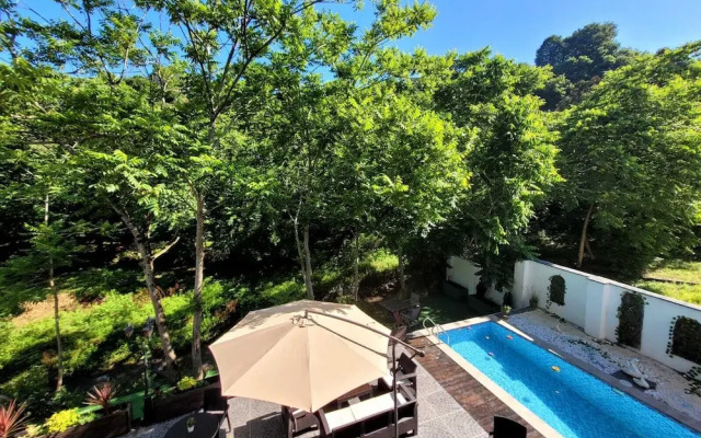 River Boutique Hotel
