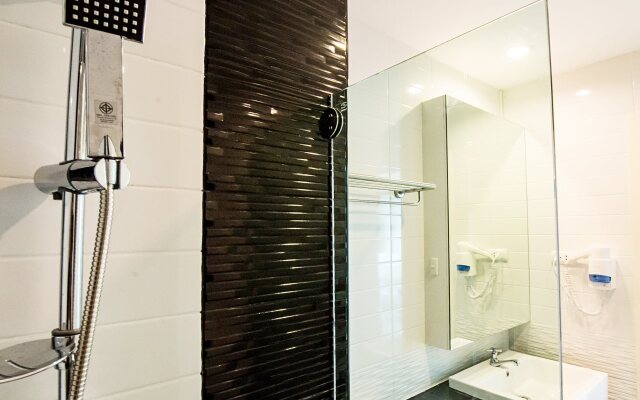 B2 Mae Sot Premier Hotel