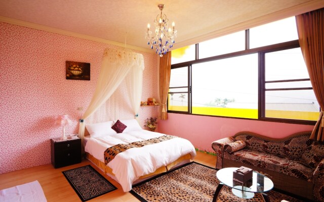Ruili Meng Zongzhu Homestay
