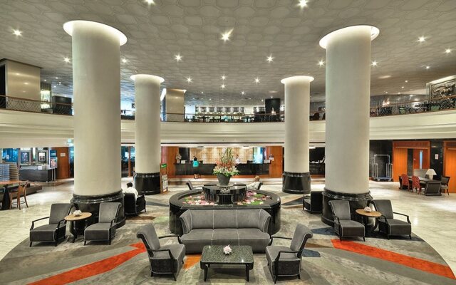 Narai Hotel (SHA Extra Plus)