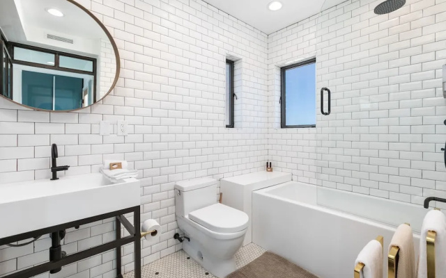 715-717 N El Centro Avenue Townhouse 4 Bedrooms 4.5 Bathrooms Townhous