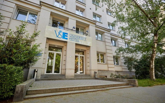 University Hotel