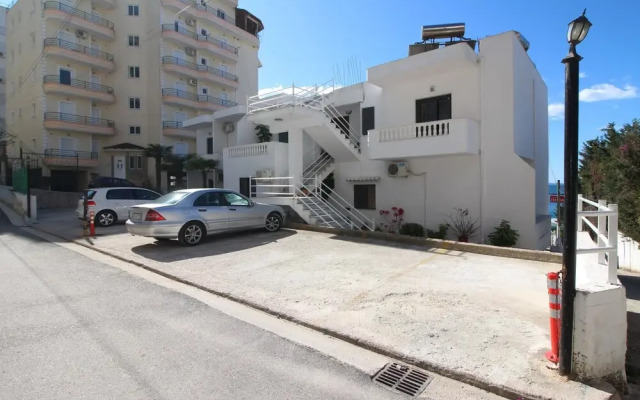 Julia Hotel