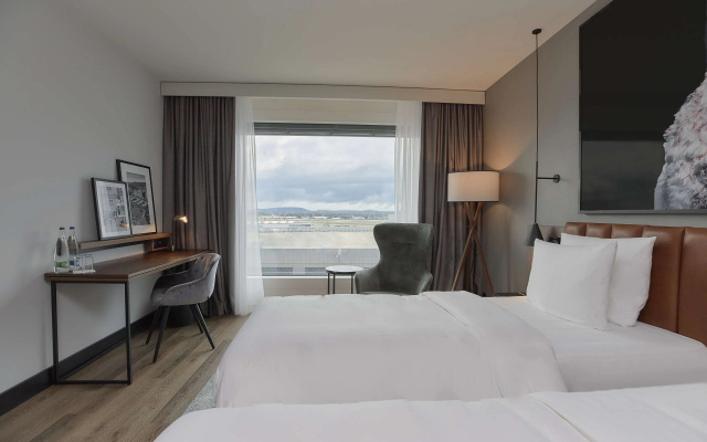 Radisson Blu Hotel Zurich Airport - Image 5
