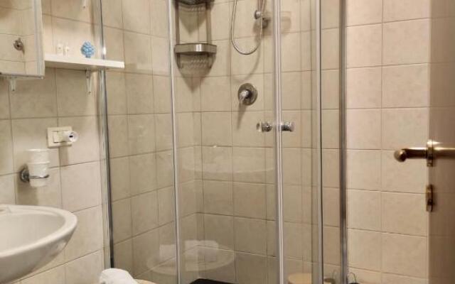Ostro - Guest House