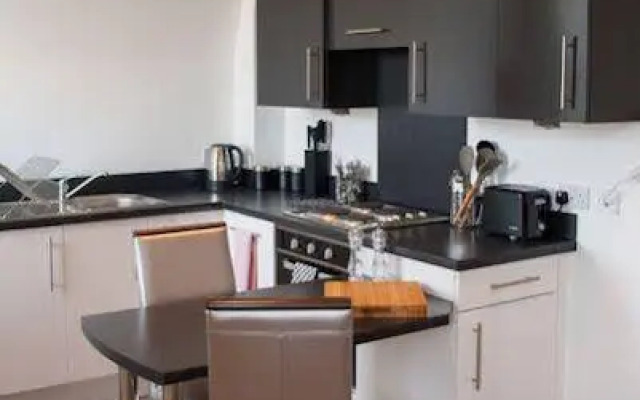 Fountain Court Apartments - Braid