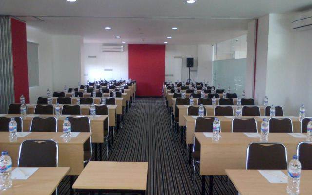 Amaris Hotel Pemuda Semarang