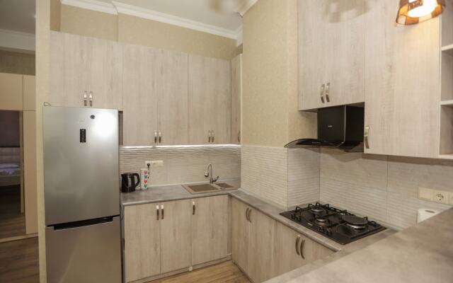 Апартаменты рядом с Art Cafe Home