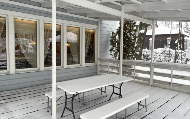 Коттедж Белый Дом