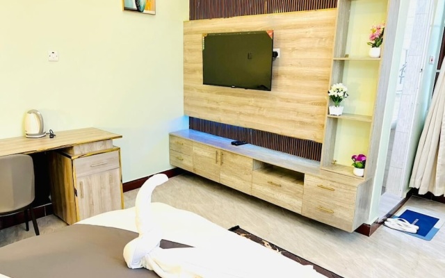 BBM Executive Lodge