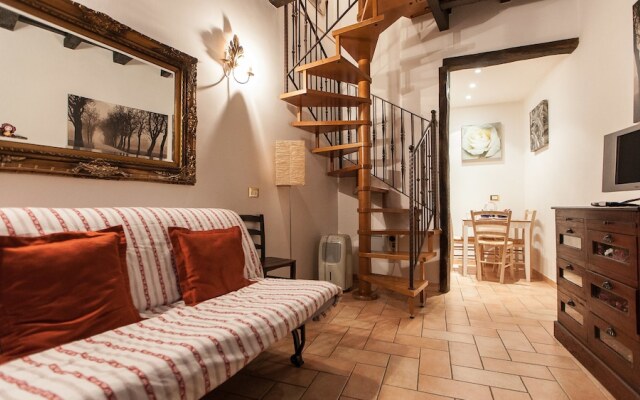 Rental In Rome Cappellari Loft